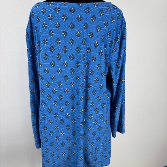 Blue Patterned Women's Top - Picture 3 of 5